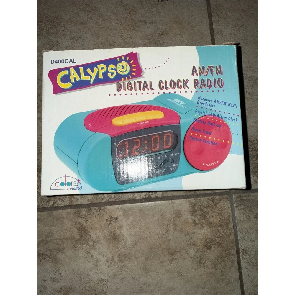 Vintage 1980s-1990s GPX Gran Prix Aqua Blue Pink Am/FM Digital Clock Radio